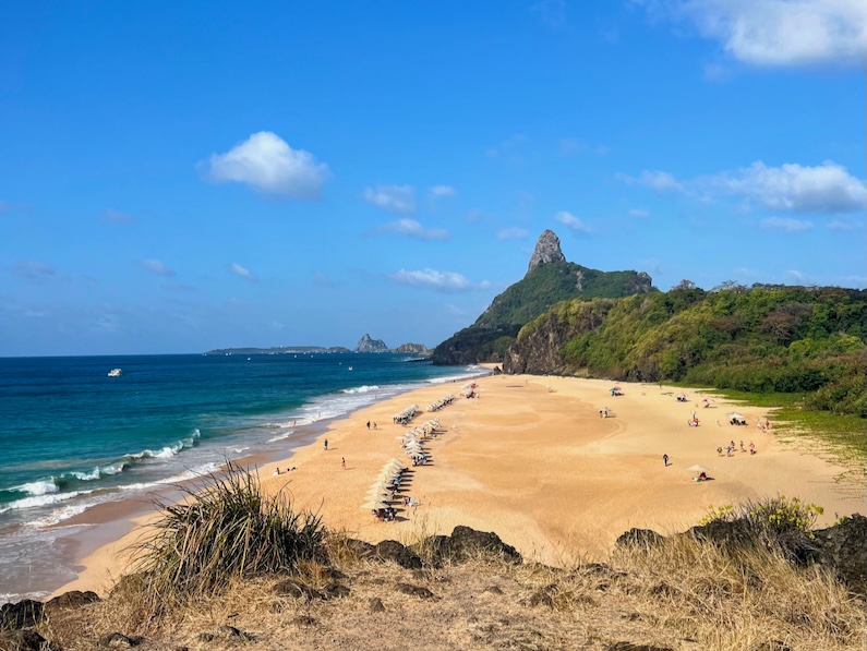 Praia da Cacimba do Padre in Noronha