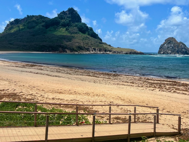 Baía do Sueste in Noronha