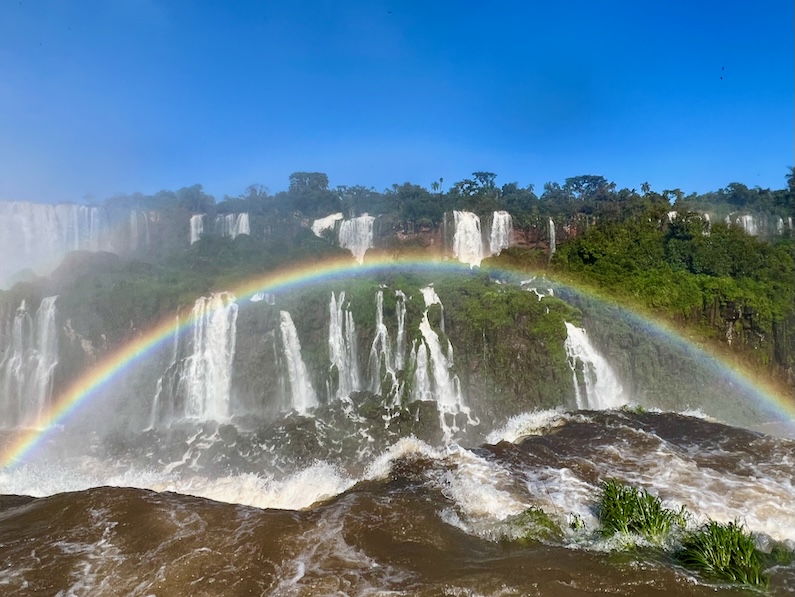 Best itinerary for Iguazu Falls in Brazil and Argentina