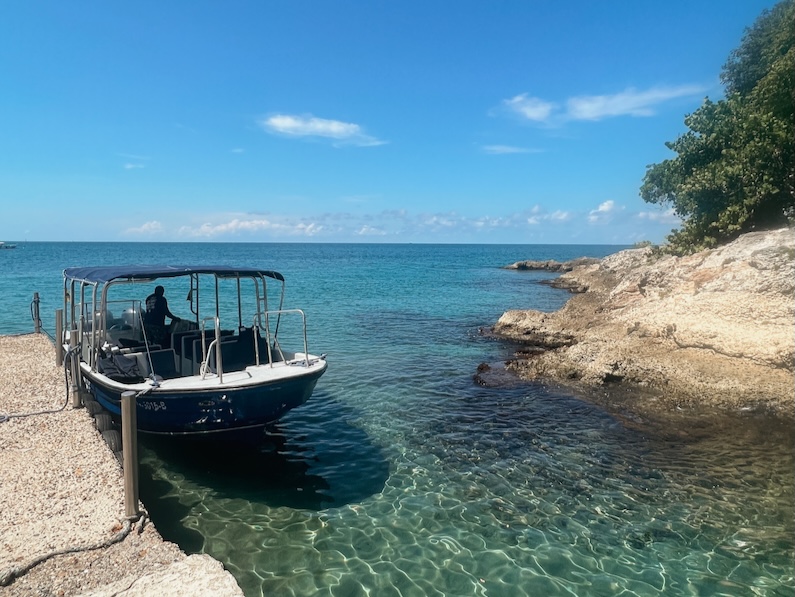 Boat ride to Rosario Islands near Cartagena