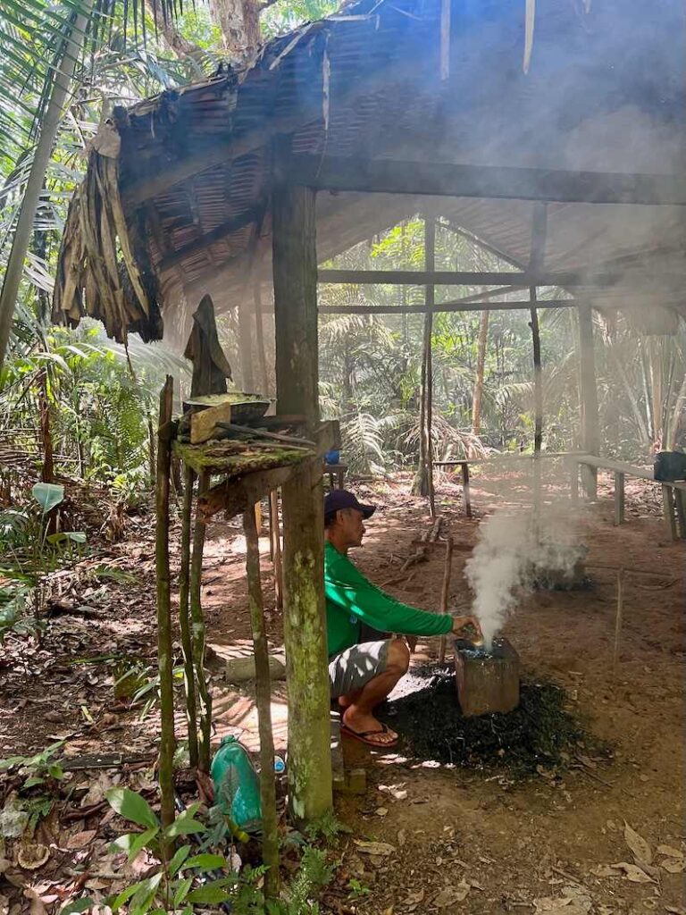 How rubber is made in the Brazilian Amazon