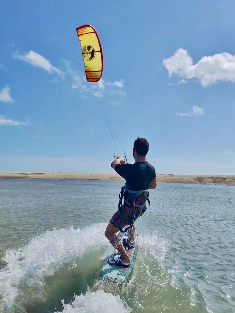 Kite surfing lessons in Jericoacaoara and Preá